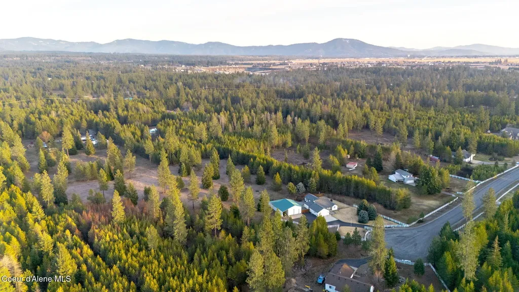16649 N Sitka Road Rathdrum ID 83858