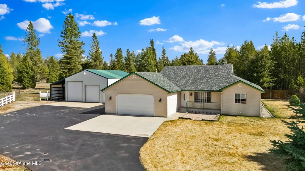 16649 N Sitka Road Rathdrum ID 83858