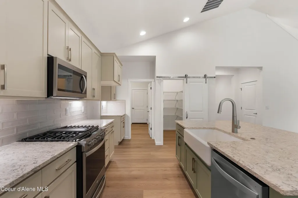 1147 E Walton Court Post Falls ID 83854