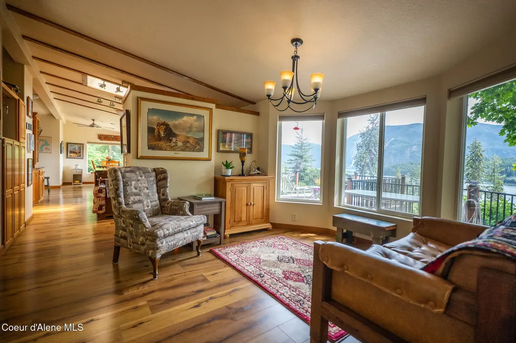 17532 E Bannock Drive Bayview ID 83803