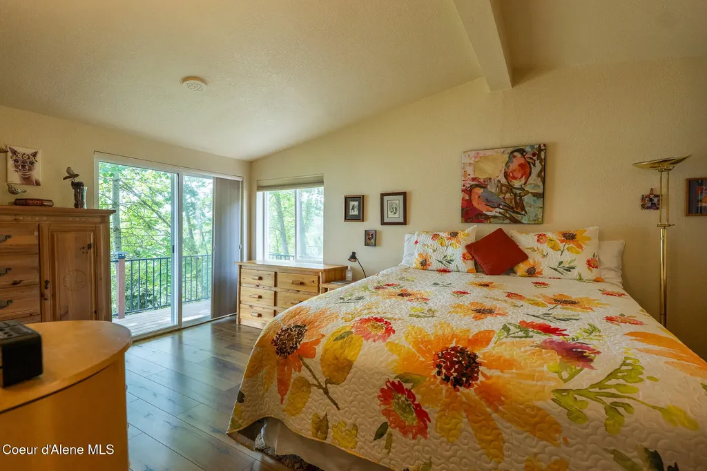 17532 E Bannock Drive Bayview ID 83803