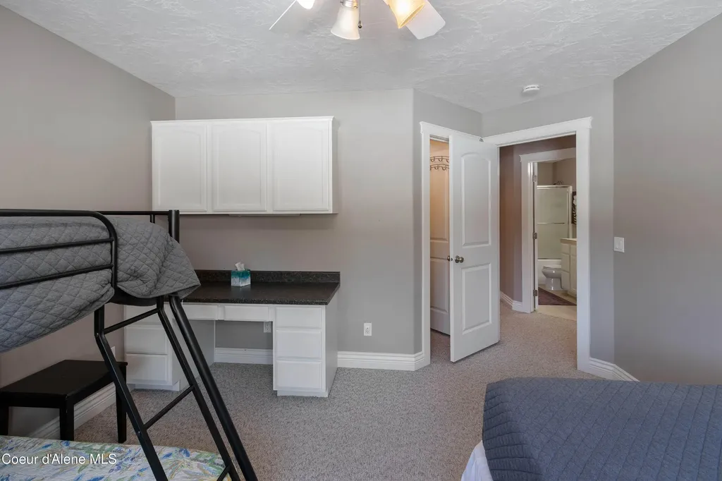 100 Bonita Bay Lots 1 & 2 Drive Sagle ID 83860