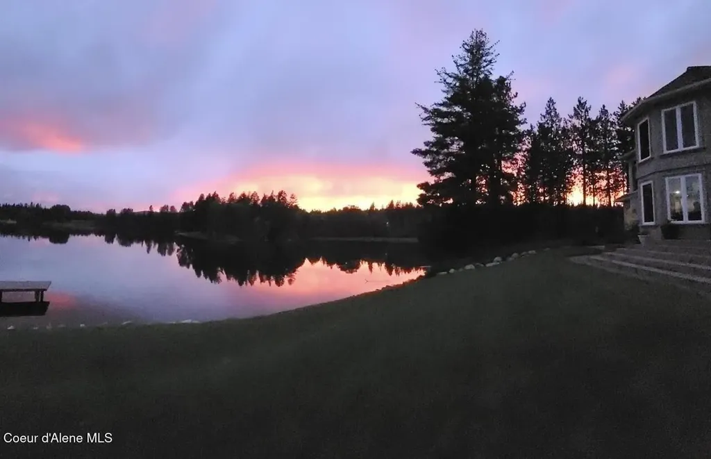 100 Bonita Bay Lots 1 & 2 Drive Sagle ID 83860