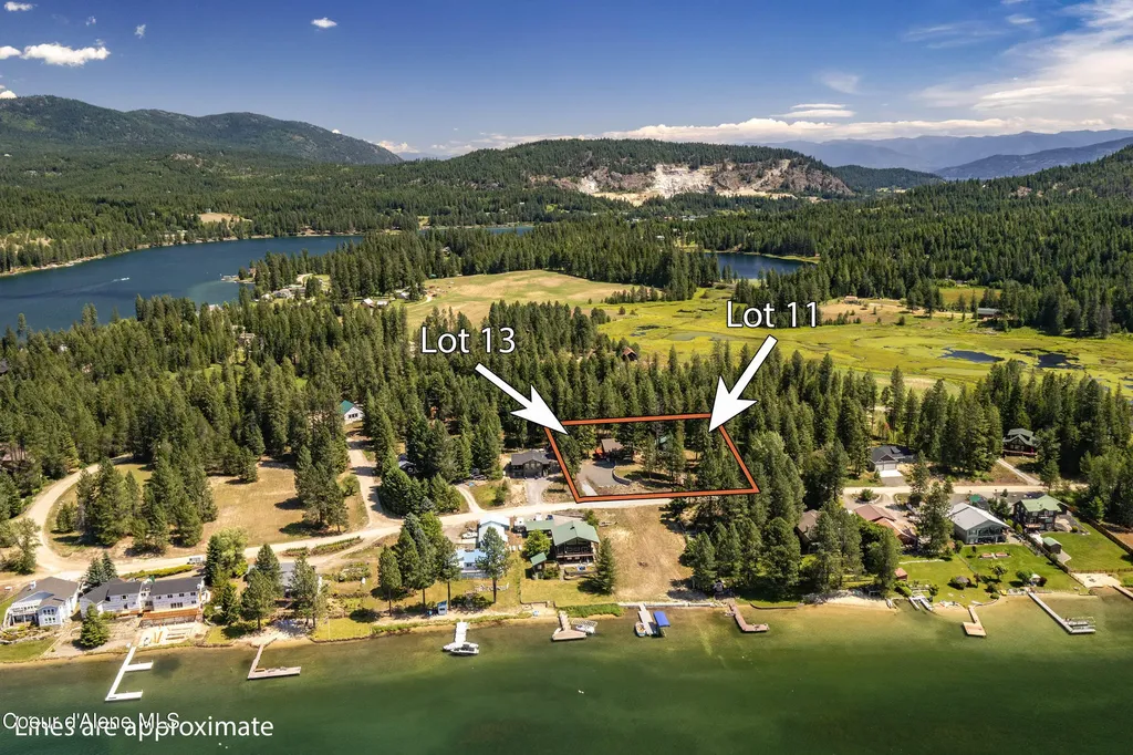 176 Swan Shores Drive Sagle ID 83860