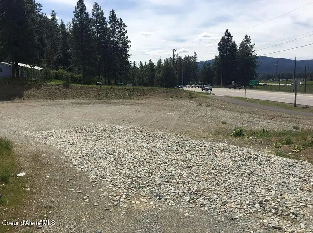 768 N Neufeld Lane Post Falls ID 83854