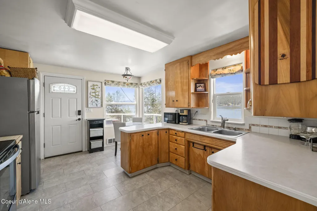 1824 W Cottonwood Road Worley ID 83876