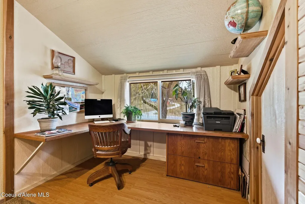 448 Holley Glen Road Priest River ID 83856