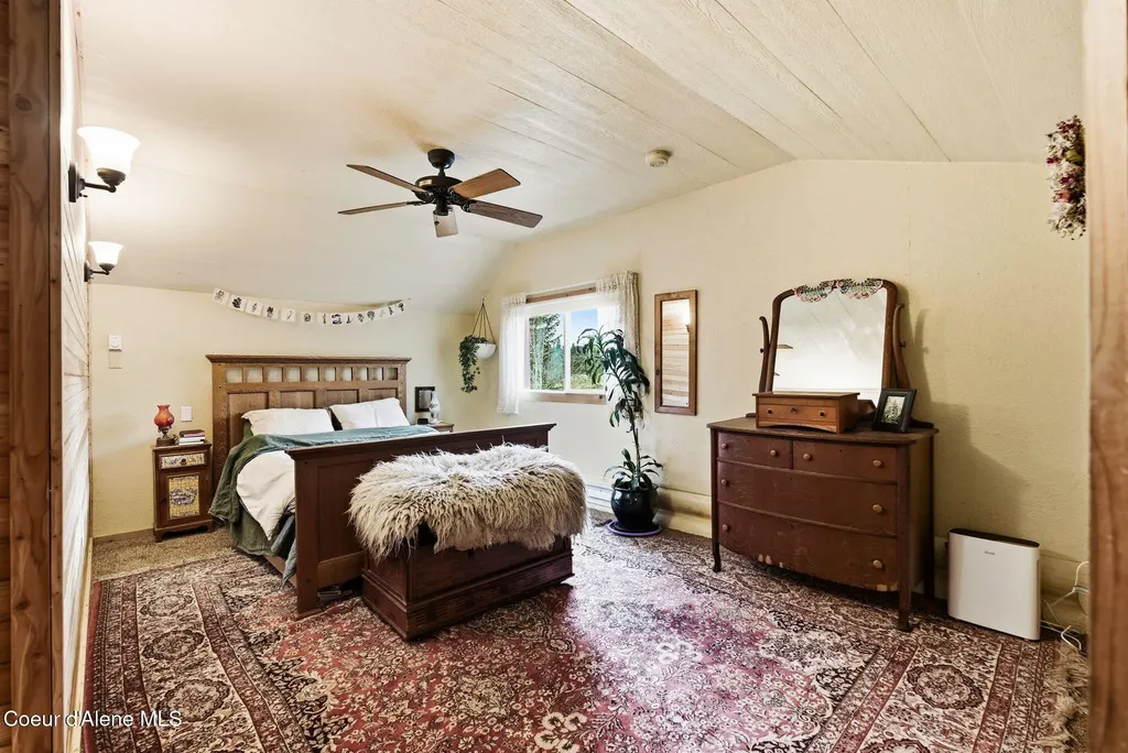 448 Holley Glen Road Priest River ID 83856