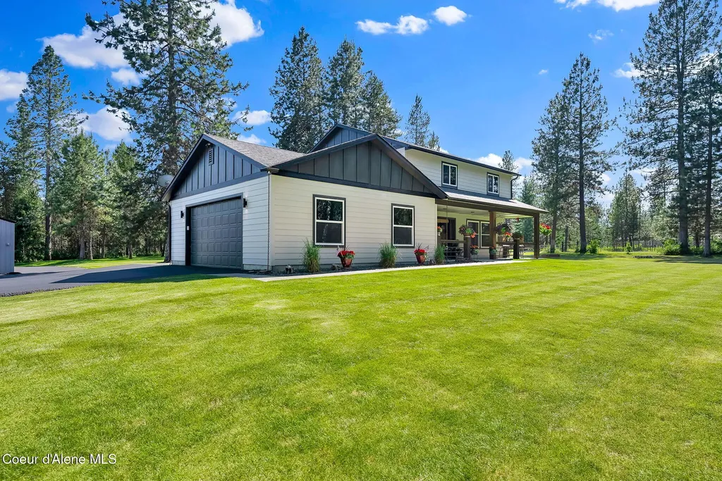 300 E Seasons Road Athol ID 83801