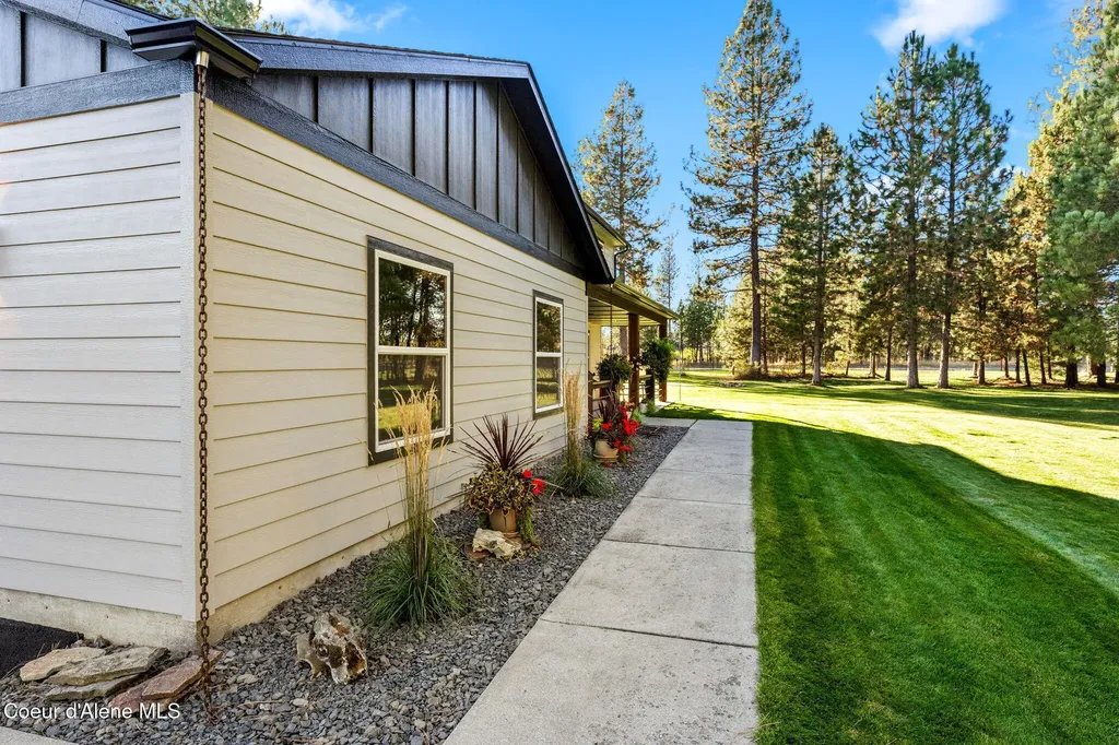 300 E Seasons Road Athol ID 83801
