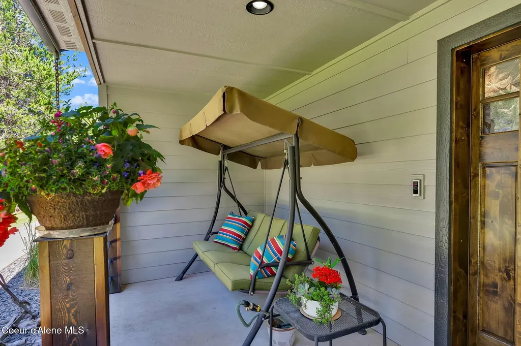 300 E Seasons Road Athol ID 83801