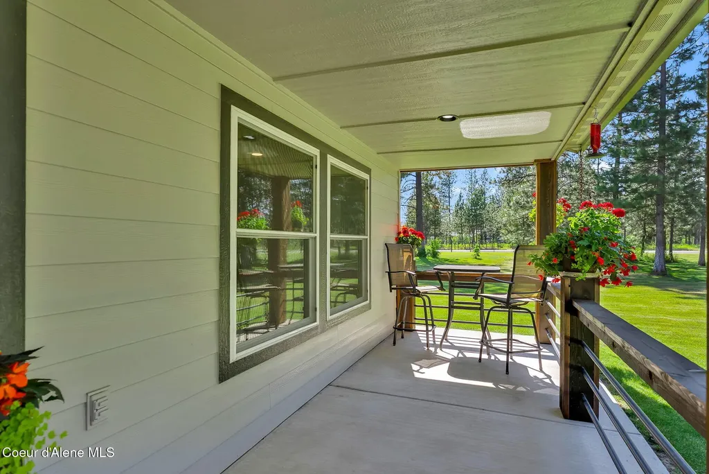 300 E Seasons Road Athol ID 83801