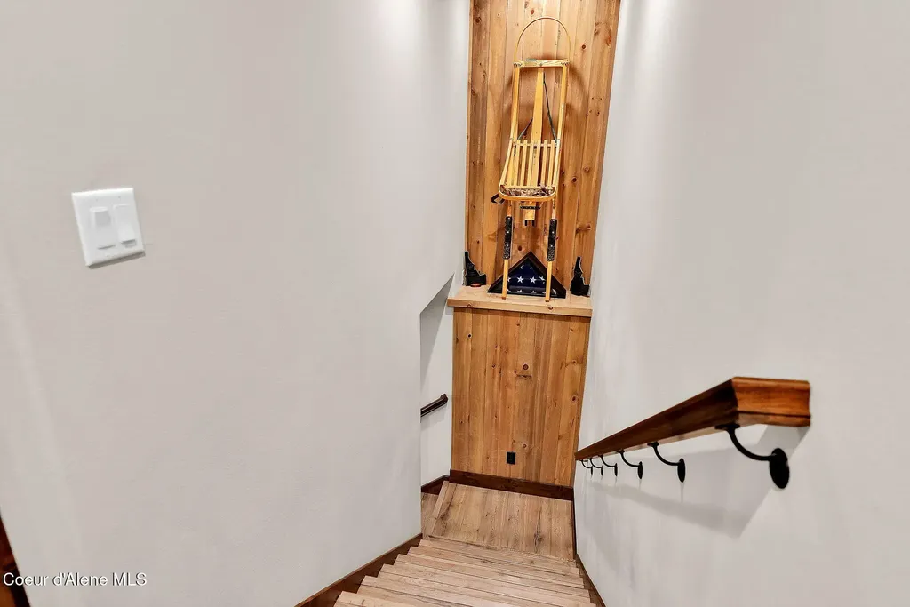 300 E Seasons Road Athol ID 83801