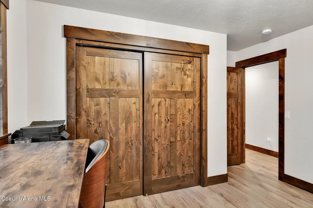 300 E Seasons Road Athol ID 83801
