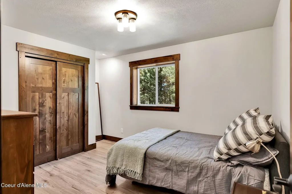300 E Seasons Road Athol ID 83801