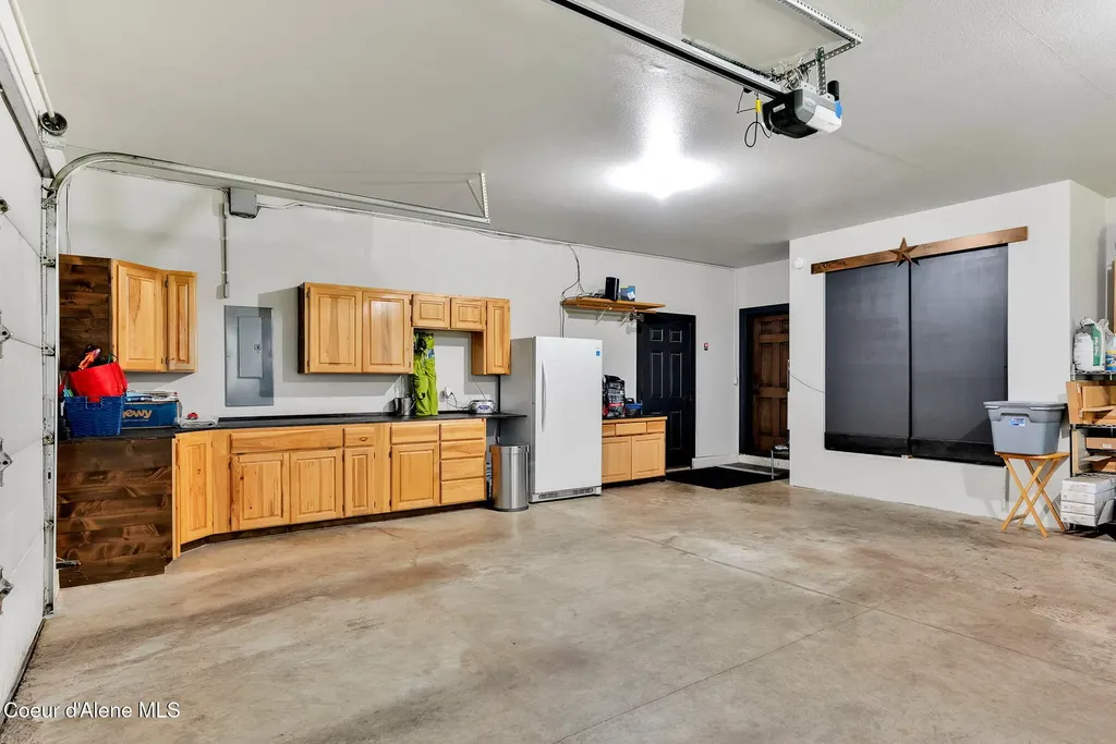 300 E Seasons Road Athol ID 83801