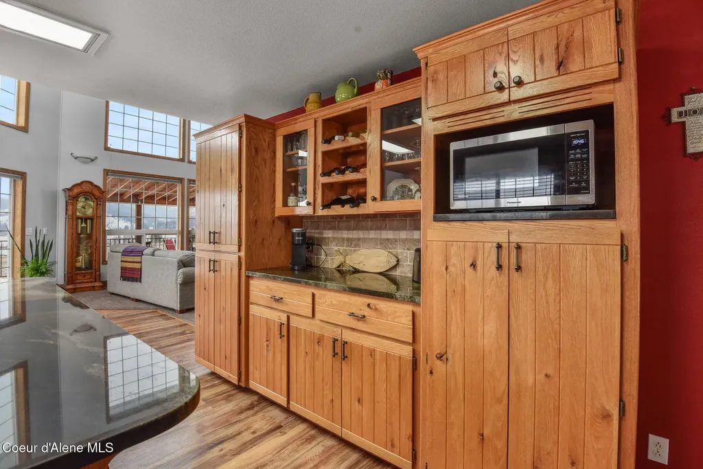 31401 S Highway 3 Medimont ID 83842