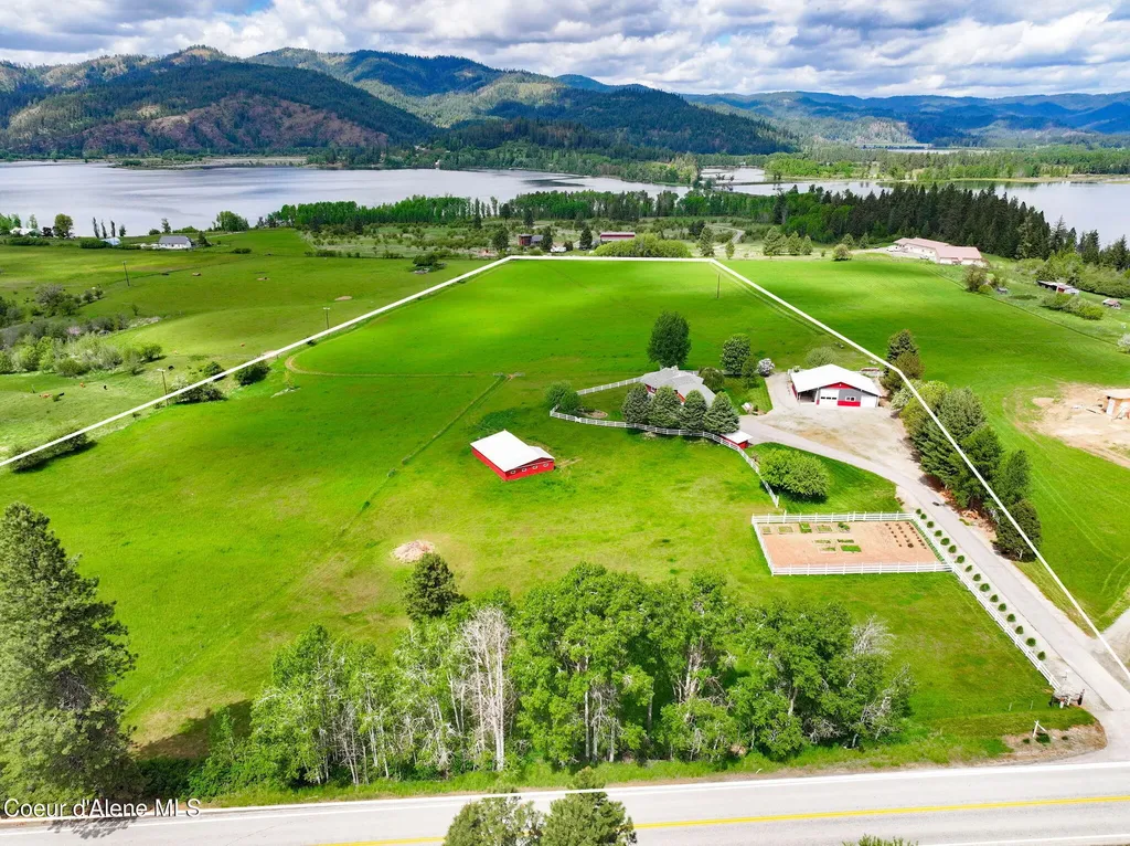 31401 S Highway 3 Medimont ID 83842