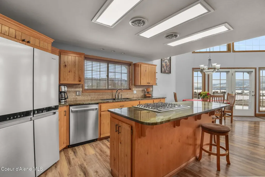 31401 S Highway 3 Medimont ID 83842