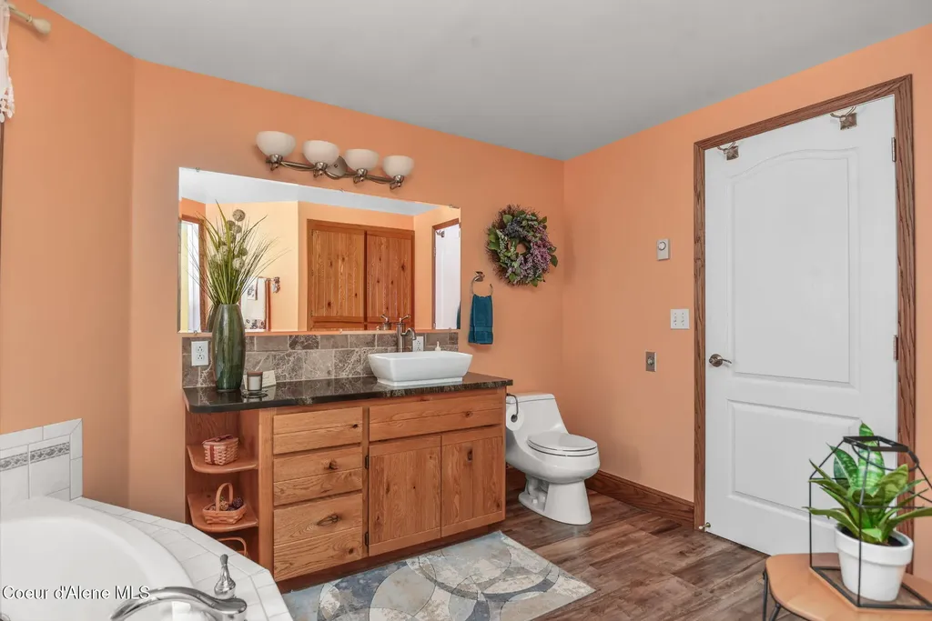 31401 S Highway 3 Medimont ID 83842