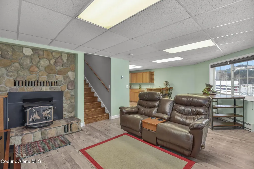 31401 S Highway 3 Medimont ID 83842