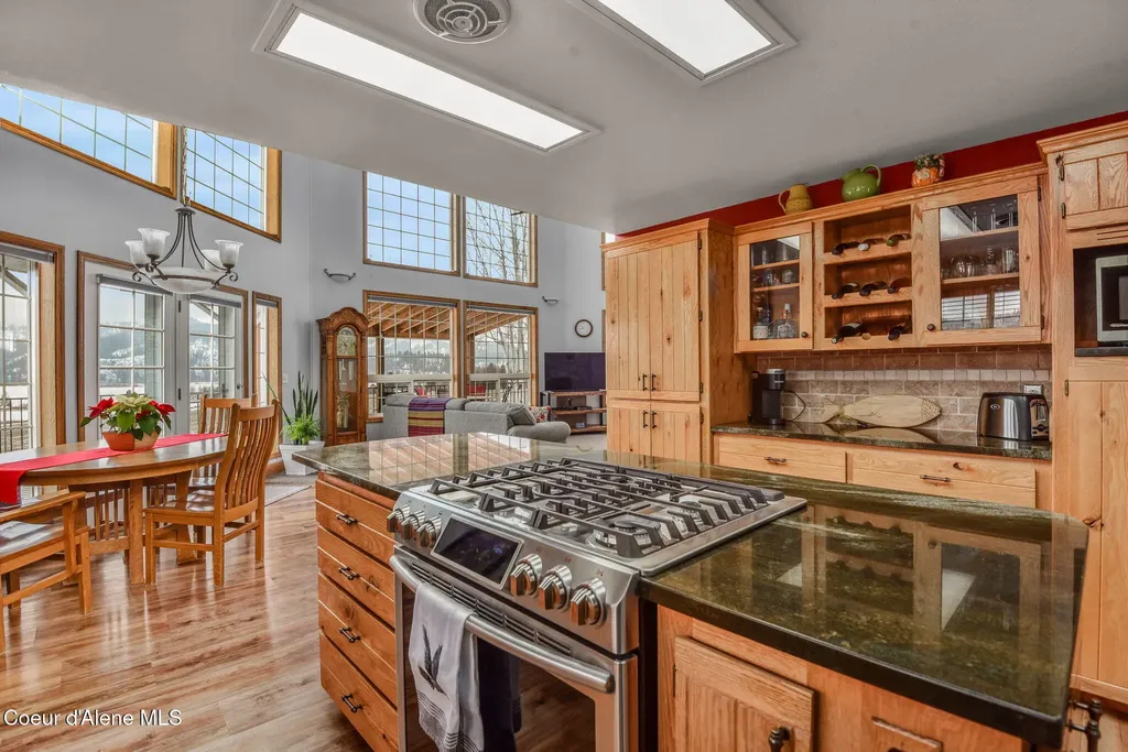31401 S Highway 3 Medimont ID 83842