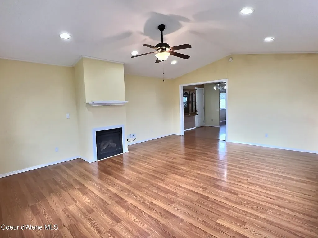 1051 N Wild Rose Lane Post Falls ID 83854