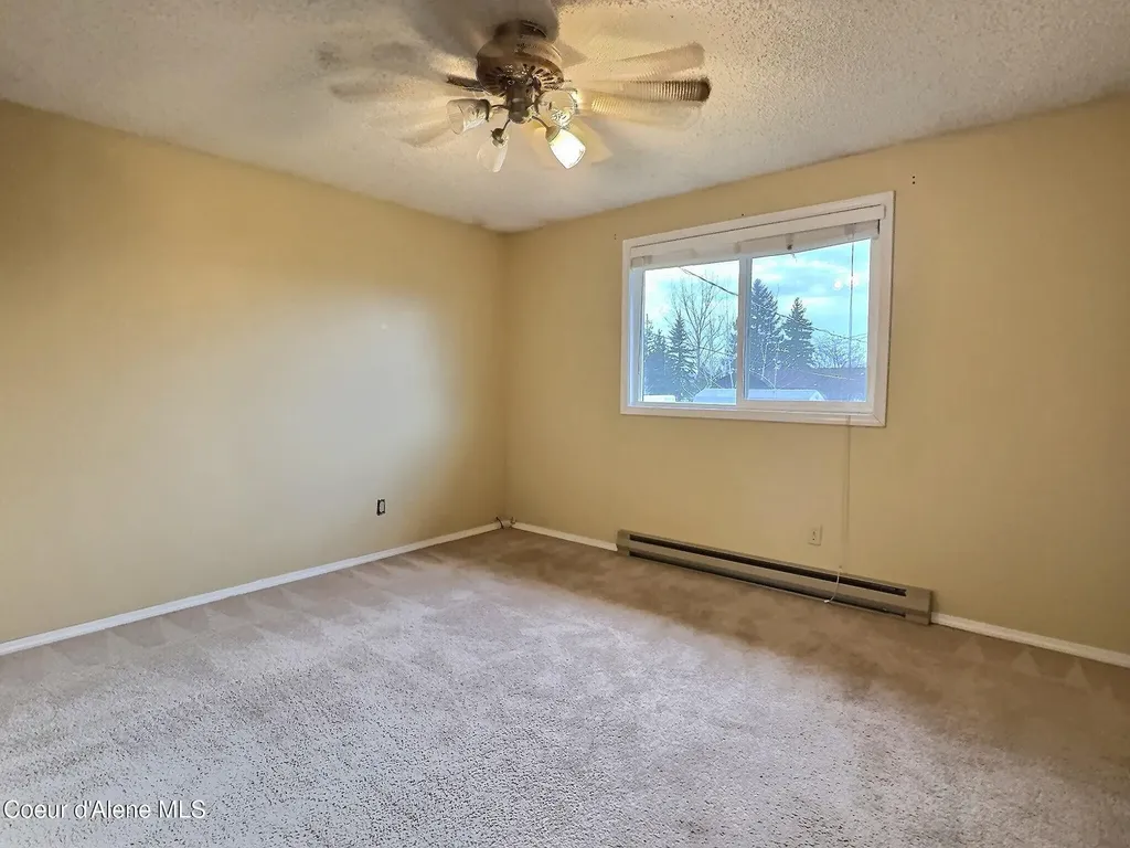 1051 N Wild Rose Lane Post Falls ID 83854