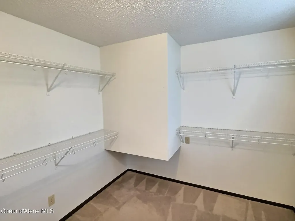 1051 N Wild Rose Lane Post Falls ID 83854