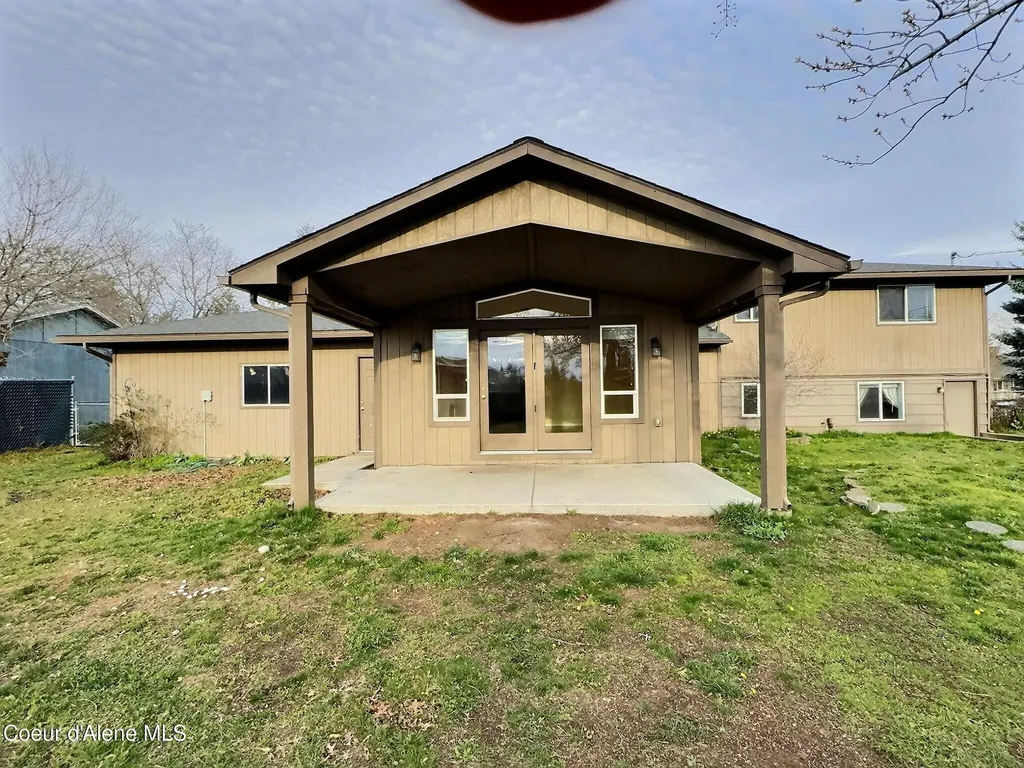 1051 N Wild Rose Lane Post Falls ID 83854
