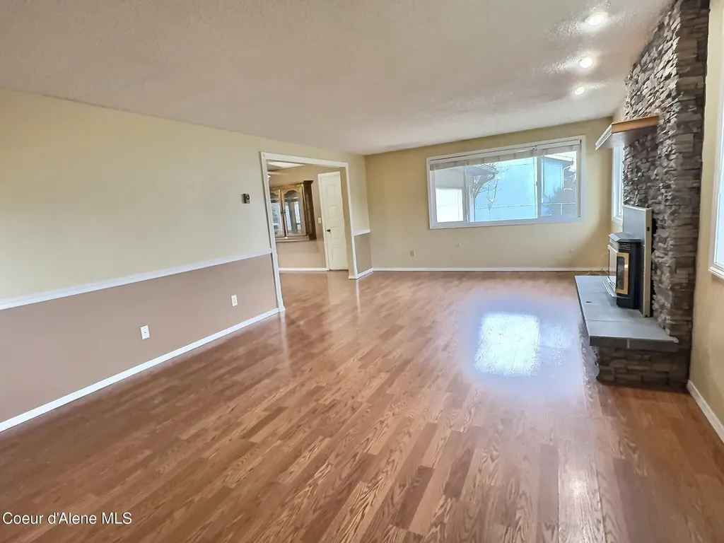 1051 N Wild Rose Lane Post Falls ID 83854