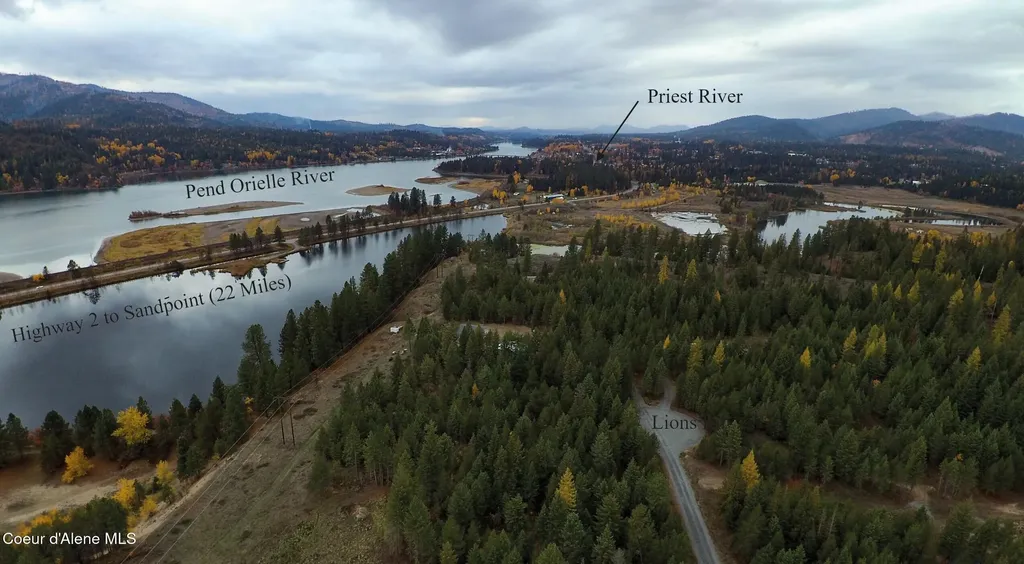 127 Lions Road Priest River ID 83856
