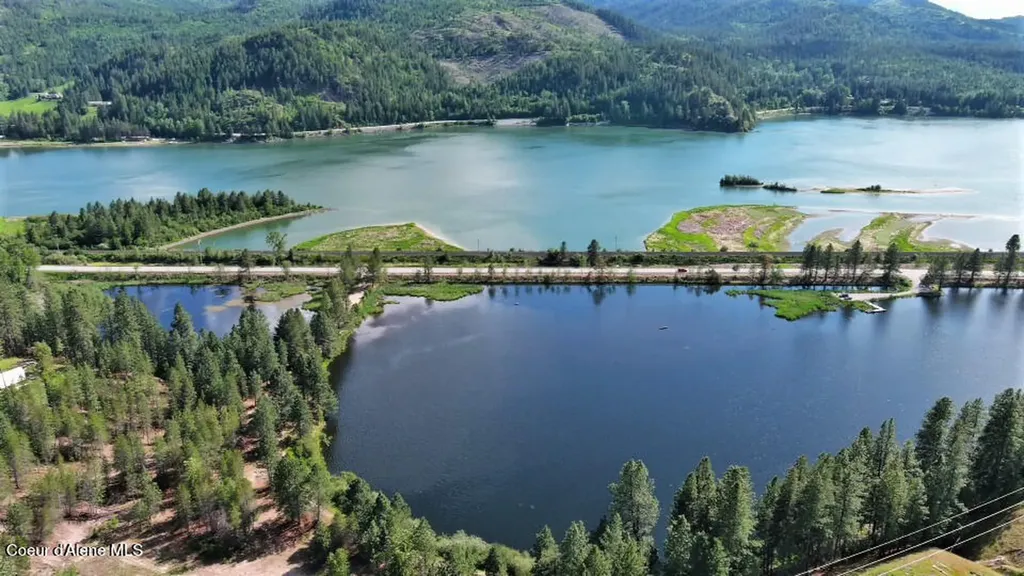 127 Lions Road Priest River ID 83856