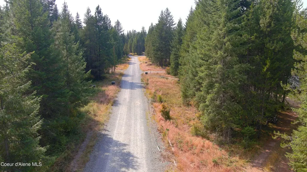127 Lions Road Priest River ID 83856