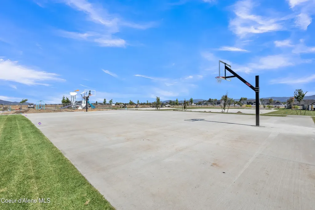 5306 E Aquila Avenue Post Falls ID 83854