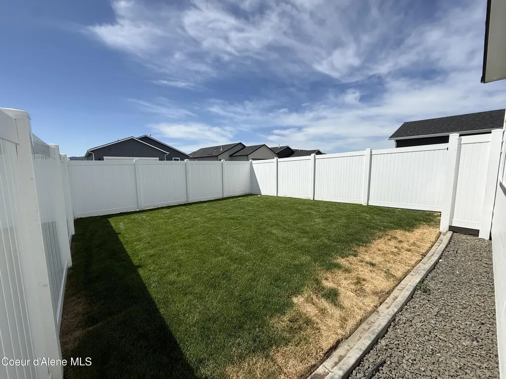 5306 E Aquila Avenue Post Falls ID 83854