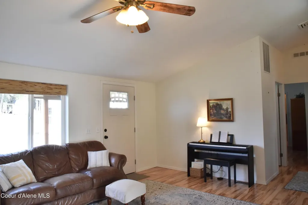 1605 Canyon Ridge Drive Plummer ID 83851