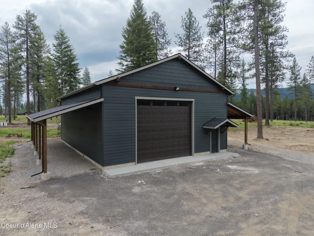 102 Wallace Lane Blanchard ID 83804