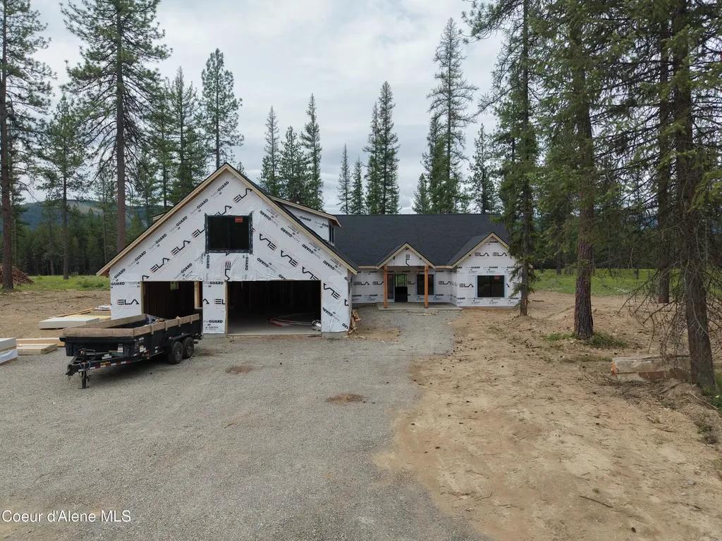 102 Wallace Lane Blanchard ID 83804