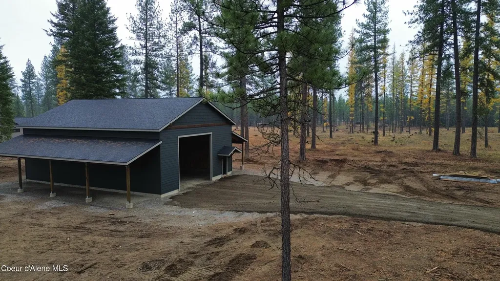 102 Wallace Lane Blanchard ID 83804