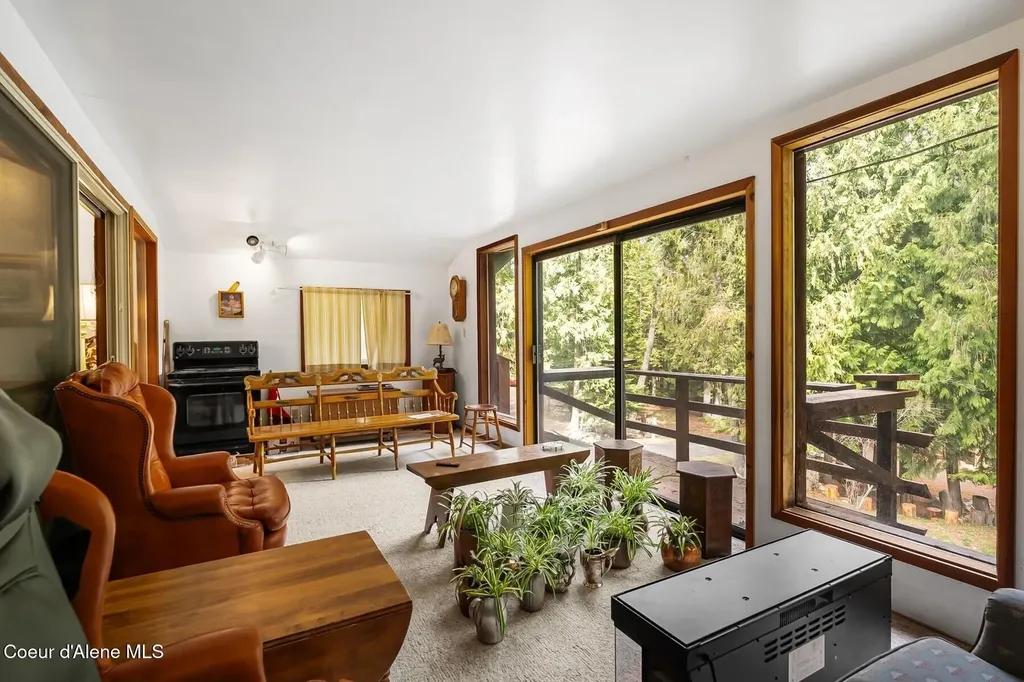 177 Hawkins Spur Road Sagle ID 83860