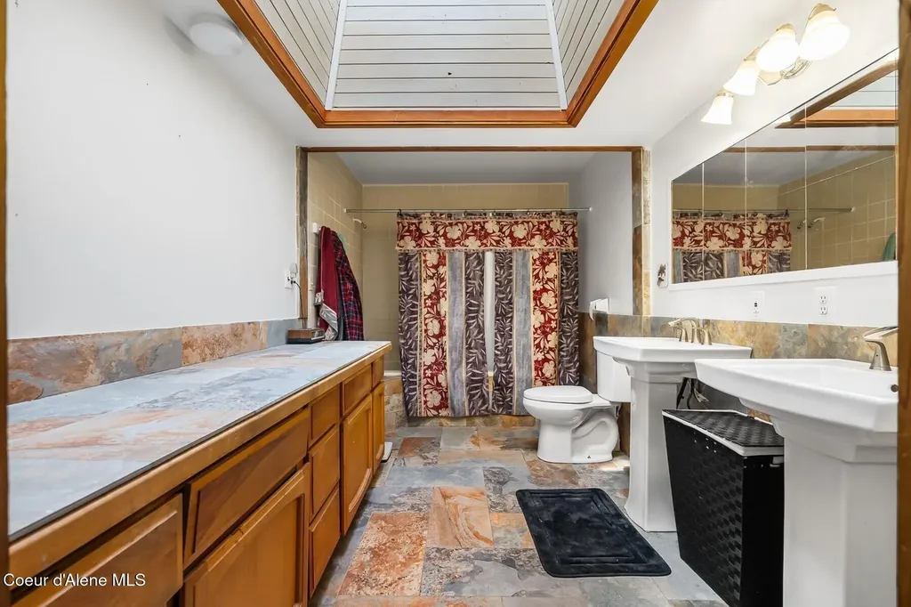177 Hawkins Spur Road Sagle ID 83860