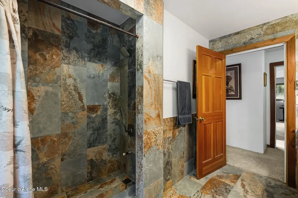 177 Hawkins Spur Road Sagle ID 83860