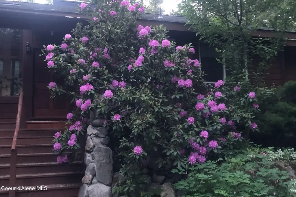 177 Hawkins Spur Road Sagle ID 83860
