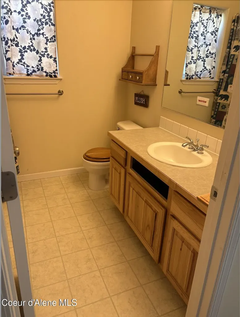 31647 N Wester Ranch Road Athol ID 83801