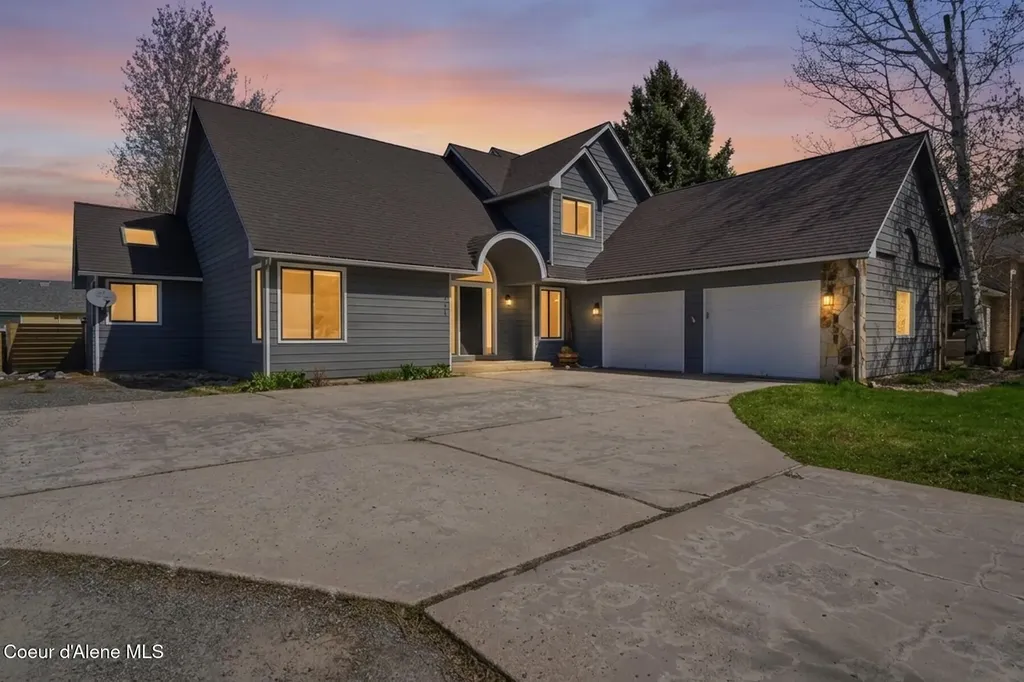 611 Ponder Point Drive Sandpoint ID 83864