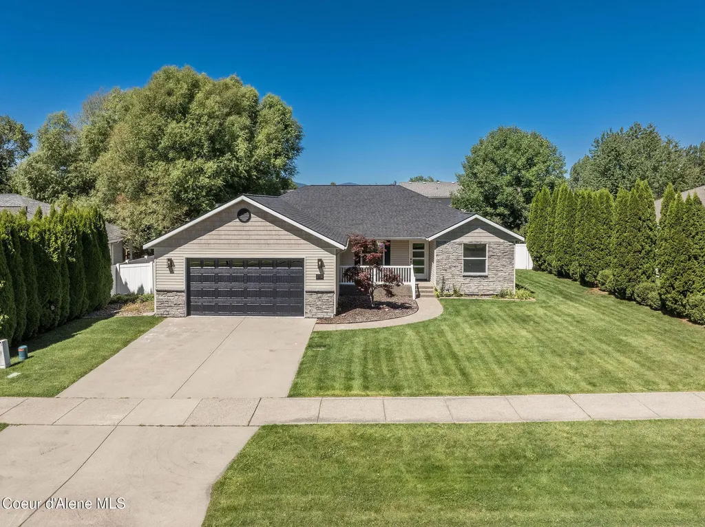 2715 W Broadmoore Drive Hayden ID 83835