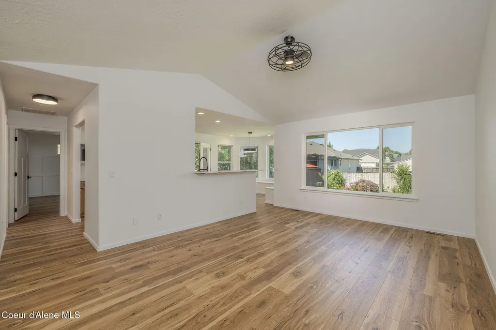 2715 W Broadmoore Drive Hayden ID 83835