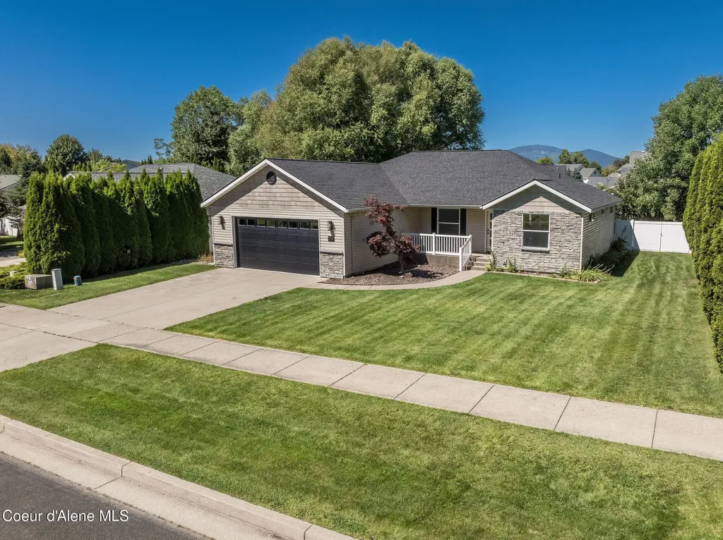 2715 W Broadmoore Drive Hayden ID 83835