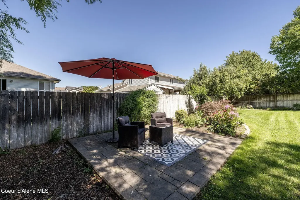 2715 W Broadmoore Drive Hayden ID 83835